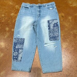Nwt Style & Co Cute Patchwork Distressed Jean. Size 16P